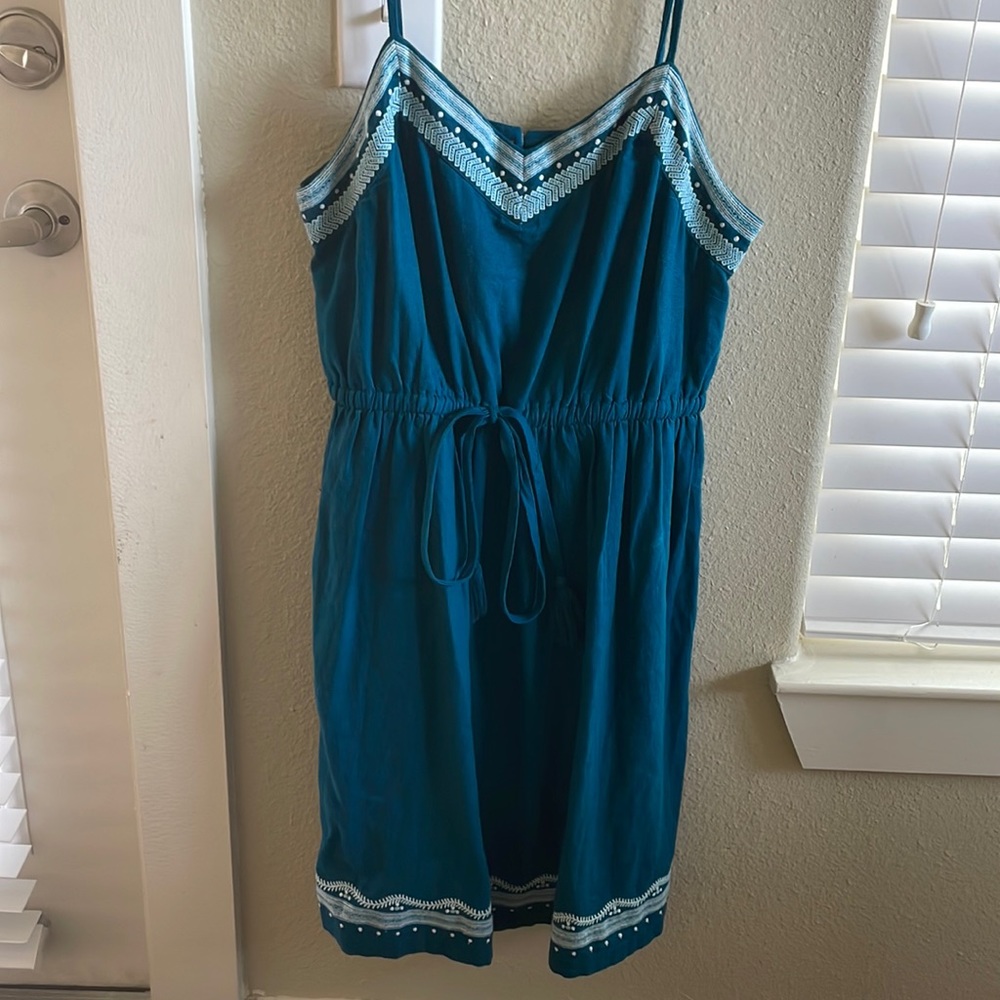 Loft Beach dress size medium